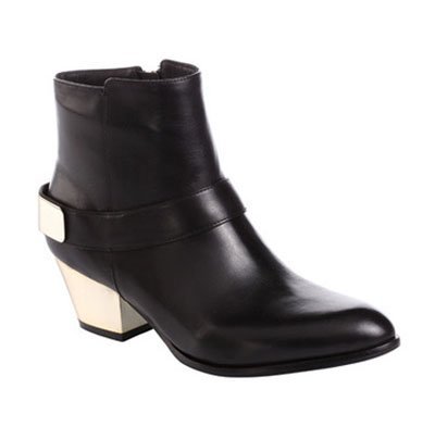 Botines con taco dorado de Guess